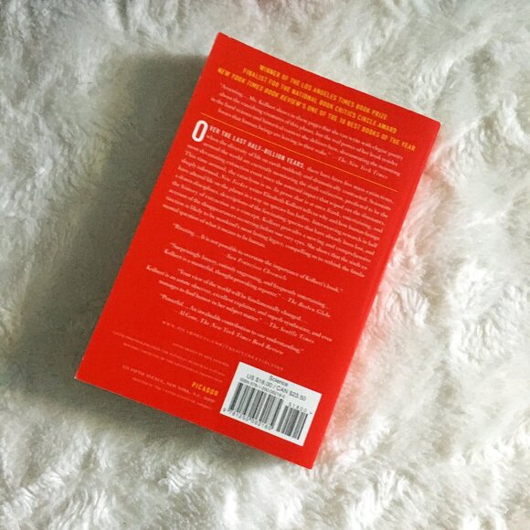 'The 6th Extinction: An Unnatural History' By Elizabeth Kolbert - Picture 2 of 7